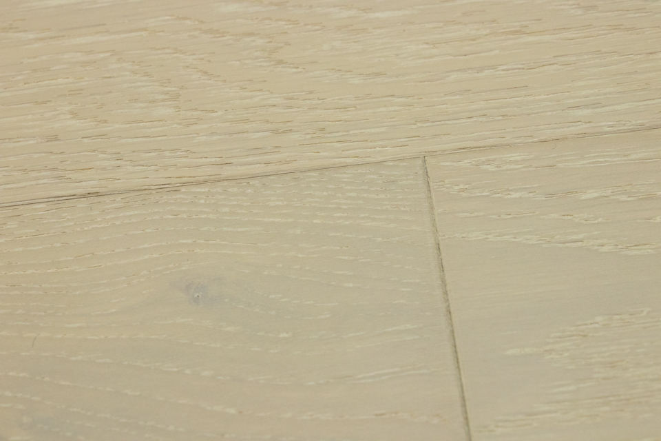 Double White Brushed Oak Engineered Flooring