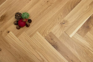 Natural Engineered Flooring Oak Click Herringbone Native Light Brushed Uv Lacquered 12 3mm By 120mm By 600mm