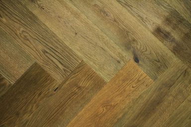 Natural Engineered Flooring Oak Bespoke Click Herringbone Wisconsin Brushed Uv Lacquered 12/3mm By 120mm By 550mm FL4560 1