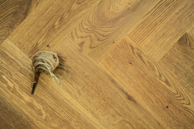 Natural Engineered Flooring Oak Bespoke Click Herringbone Michigan Brushed Uv Lacquered 12/3mm By 120mm By 550mm FL4564 1