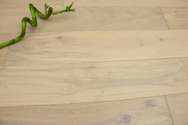 Natural Engineered Flooring Oak Smoked Light Brushed Uv Lacquered 14/3mm By 190mm By 1900mm