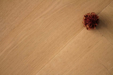 Prime Engineered Flooring Oak Bespoke Dublin Brushed UV Lacquered 14/3mm By 120mm By 600mm