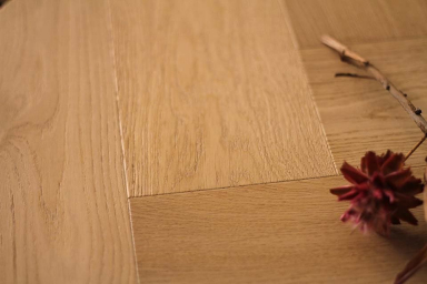 Select Engineered Flooring Oak Bespoke Click Herringbone Japan Brushed UV Lacquered 12/3mm By 120mm By 550mm