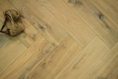 Natural Engineered Flooring Oak Bespoke  Herringbone Silver Tiger Hardwax Oiled 16/4mm By 120mm By 580mm HB030 18