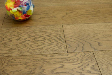Prime Engineered Flooring Oak Cognac Brushed UV Lacquered 14/3mm By 150mm By 400-1500mm FL4058 2