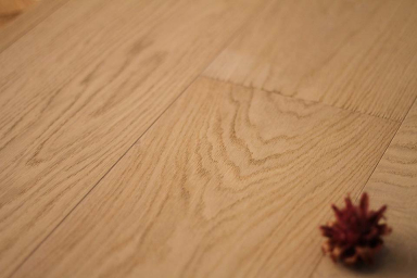 Prime Engineered Flooring Oak  Bespoke Click Dublin Brushed Uv Lacquered 14/3mm By 190mm By 1900mm FL4547 1