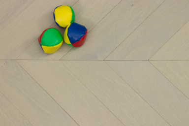 Natural Engineered Flooring Oak Chevron Double White Light Brushed UV Lacquered 15/4mm By 90mm By 600mm FL3640 6