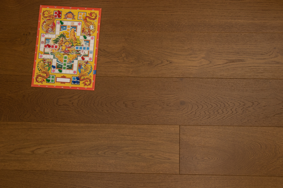 Natural Engineered Flooring Oak Click Vivid Smoked Brushed UV Lacquered 14/3mm By 190mm By 1900mm FL3427 5