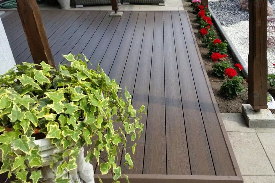 Supremo WPC Composite Decking Boards Dark Chocolate 22mm By 142mm By 2900mm DC008-2900 0