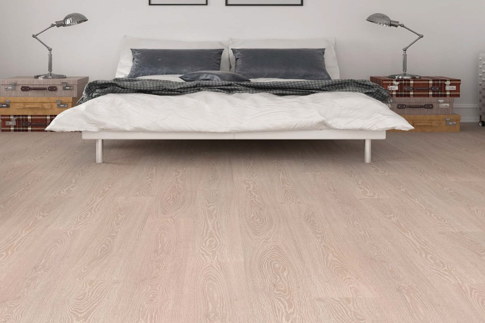 Uludag White Washed Laminate Flooring 8mm By 197mm By 1205mm LM057 1