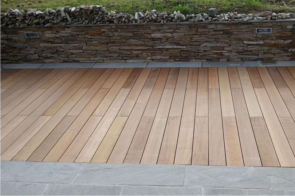 Yellow Balau Grooved Decking Boards 19mm By 90mm By 3048mm at Wood and ...