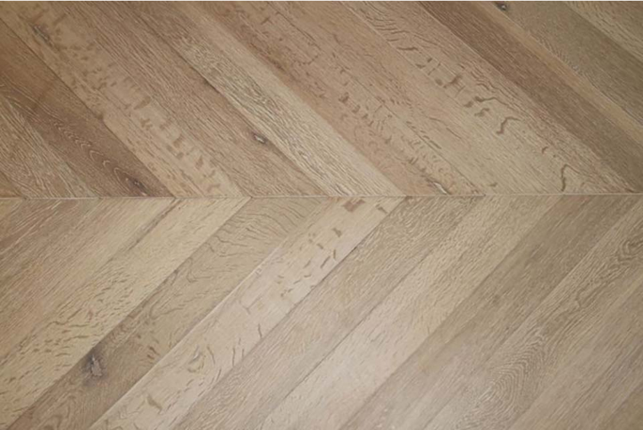 Prime Engineered Flooring Oak Chevron Brushed White Oiled Two 18/5mm By 90mm By 850mm CH017 2