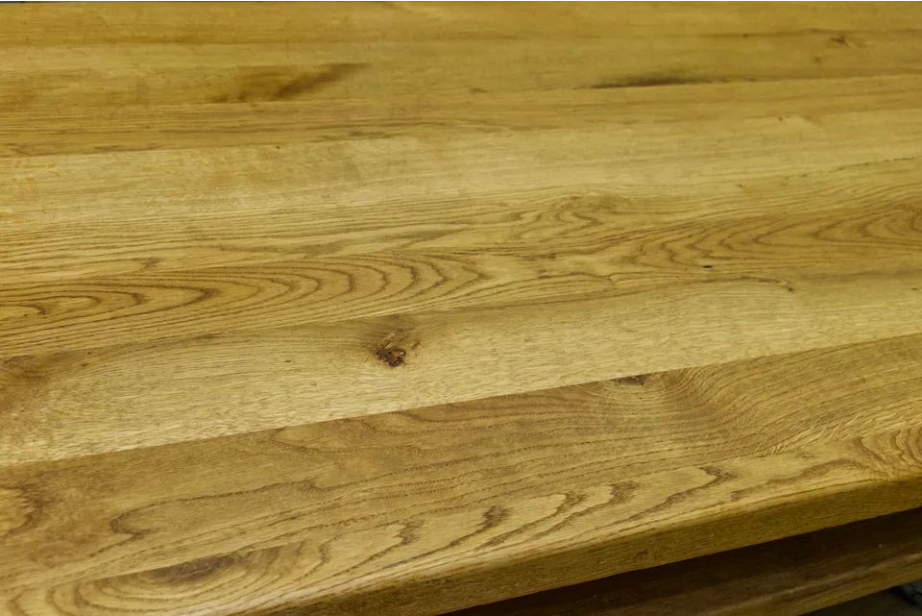 Full Stave Rustic Oak Worktop 20mm By 620mm By 2600mm WT728 5