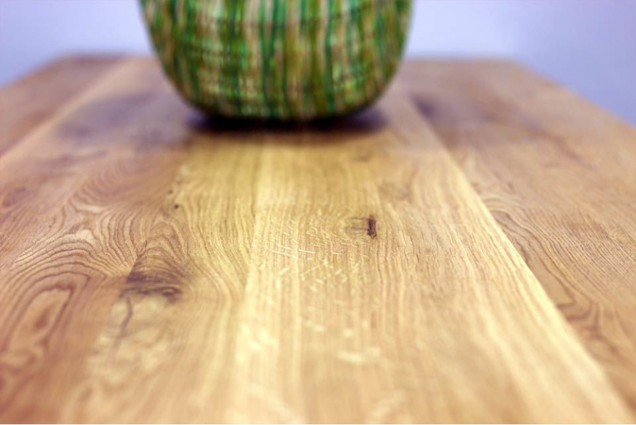 Full Stave Rustic Oak Worktop 20mm By 650mm By 950mm WT1164 1
