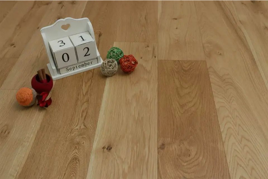 Natural Engineered Flooring Oak UV Lacquered 14/3mm By 240mm By 1300-2300mm GP169 33