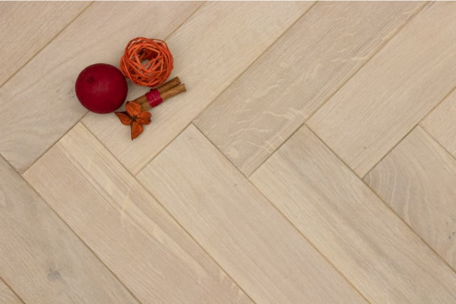 Natural Engineered Flooring Oak Herringbone White Uv Oiled 15/4mm By 90mm By 450mm HB034 0