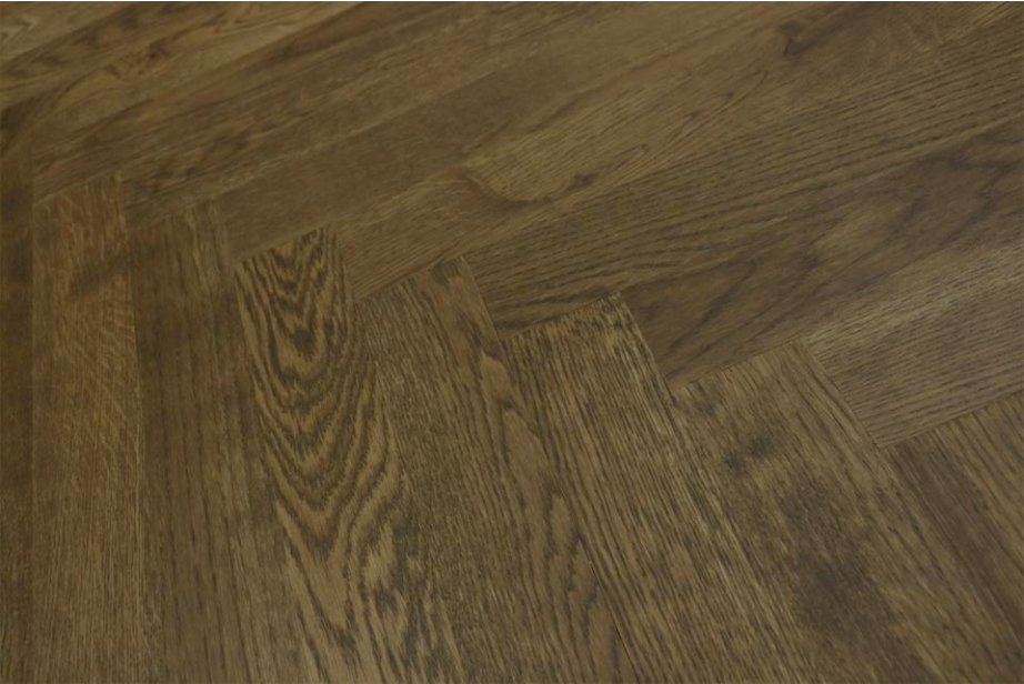 Natural Engineered Flooring Oak Herringbone Cognac UV Oiled No Bevel 11/3.6mm By 70mm By 490mm HB045 1