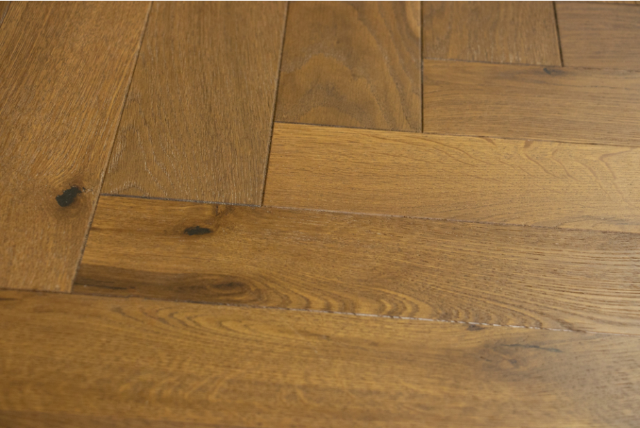 Natural Engineered Flooring Oak Herringbone Light Smoked Brushed UV Oiled 14/3mm By 90mm By 600mm HB063 2
