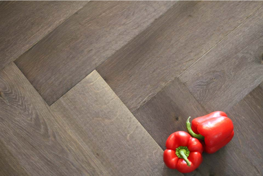 Natural Engineered Flooring Oak Bespoke Click Herringbone Boca Brushed Uv Lacquered 12/3mm By 120mm By 550mm FL4557 1