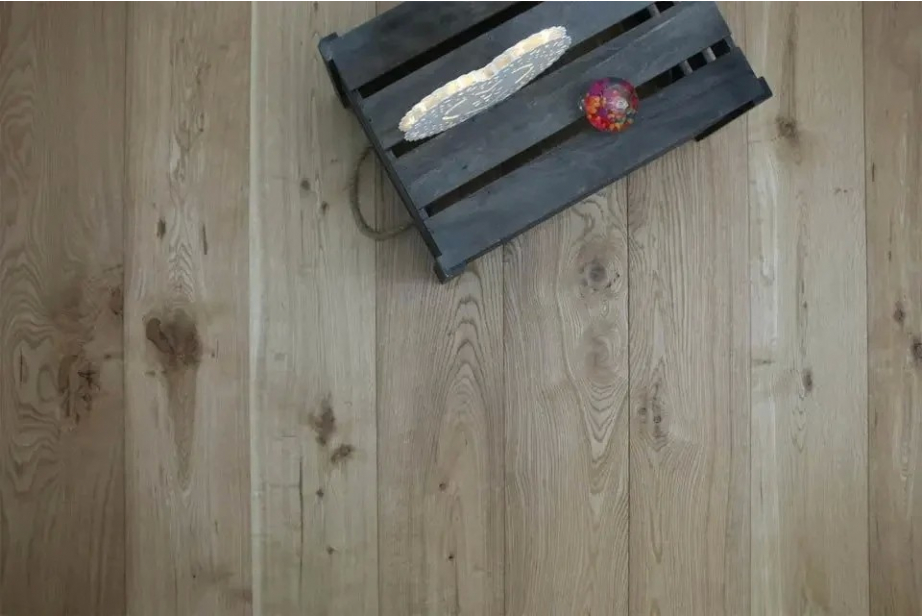 Natural Engineered Flooring Oak Brushed UV Oiled 10/3mm By 150mm By 300-1500mm FL2332 1