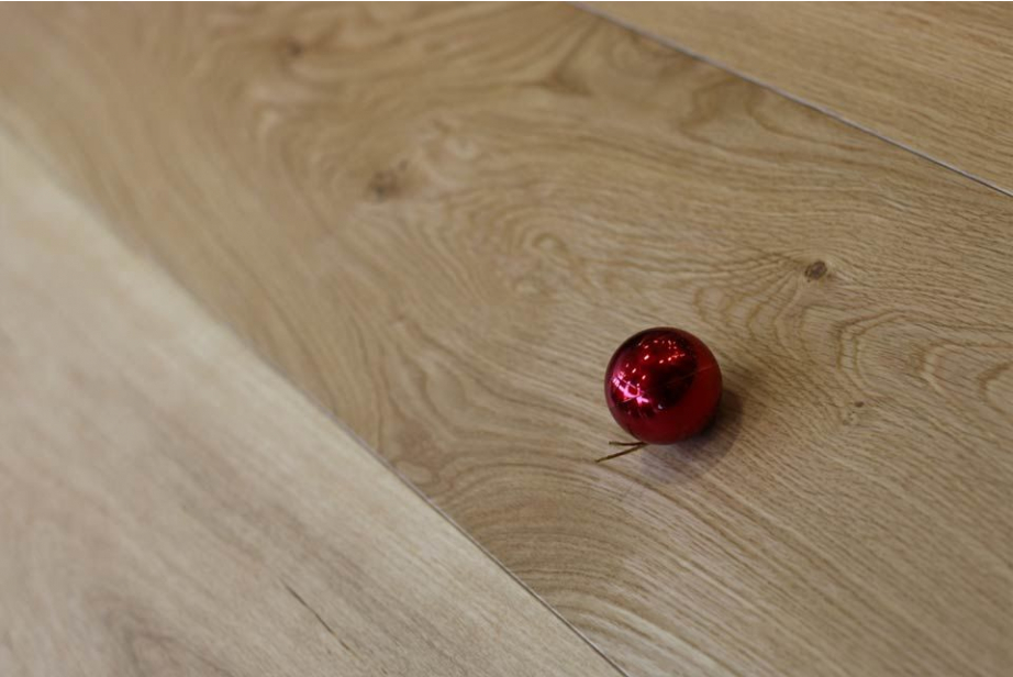 Natural Engineered Flooring Oak Click UV Oiled 14/3mm By 190mm By 1900mm FL2830 1