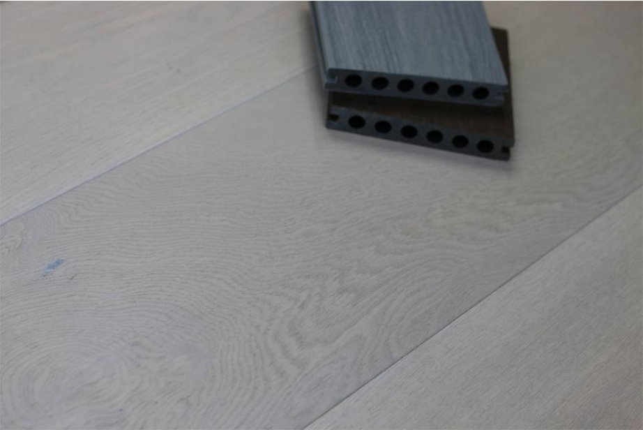Natural Engineered Oak Firenze Brushed UV Oiled 15/4mm By 250mm By 1800-2000mm GP069 1