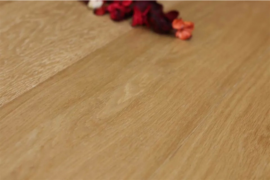 Prime Engineered Flooring Oak Click Light Brushed UV Oiled 13/3.5mm By 198mm By 790-2400mm GP230 1