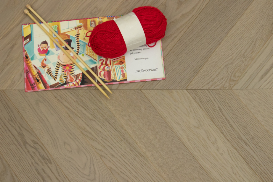 Prime Engineered Oak Chevron Silver Stone Brushed UV Matt Lacquered 14/3mm By 98mm By 547mm FL3940 1