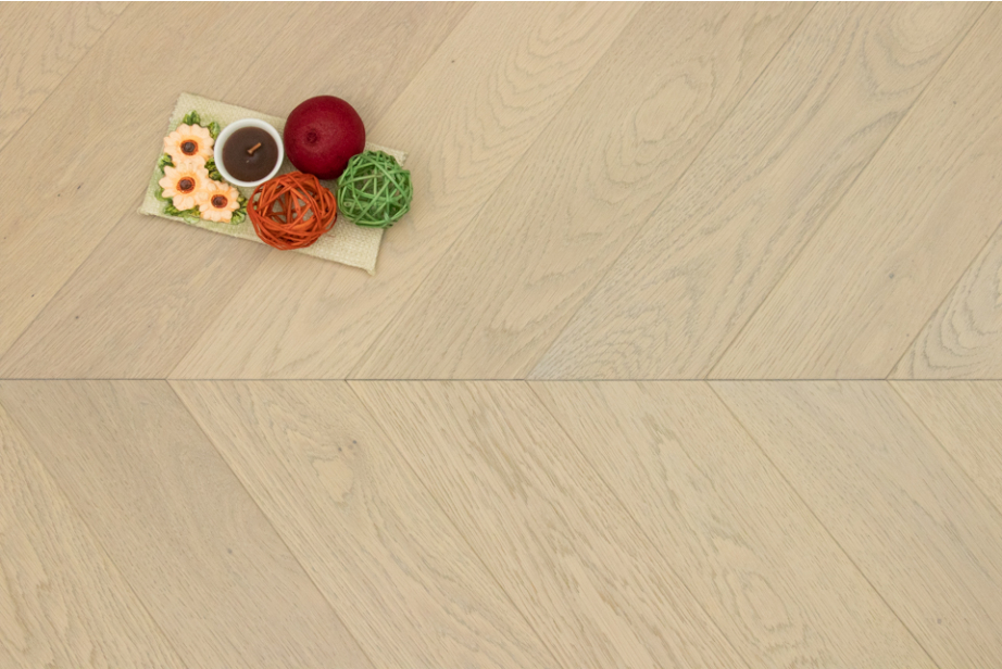 Prime Engineered Oak Chevron Vienna Brushed UV Matt Lacquered 14/3mm By 98mm By 547mm FL3941 1