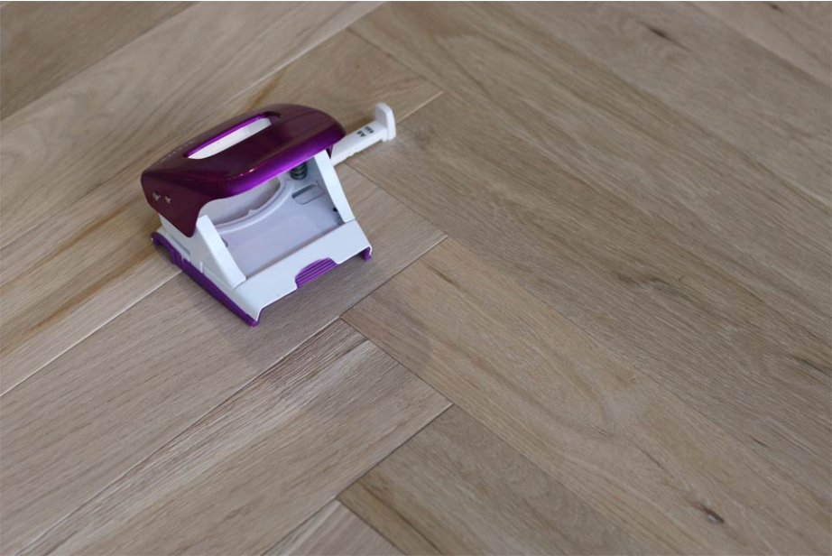 Prime Engineered Oak Herringbone Brushed Unfinished 15/4mm By 90mm By 900mm HB013 1
