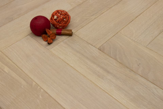 Natural Engineered Flooring Oak Herringbone White UV Oiled 14/3mm By 120mm By 600mm HB077 0