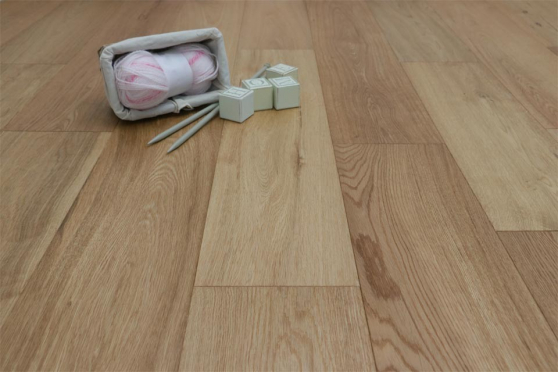 Natural Engineered Flooring Oak Brushed UV Lacquered 14/3mm By 150mm By 400-1500mm FL3501 6