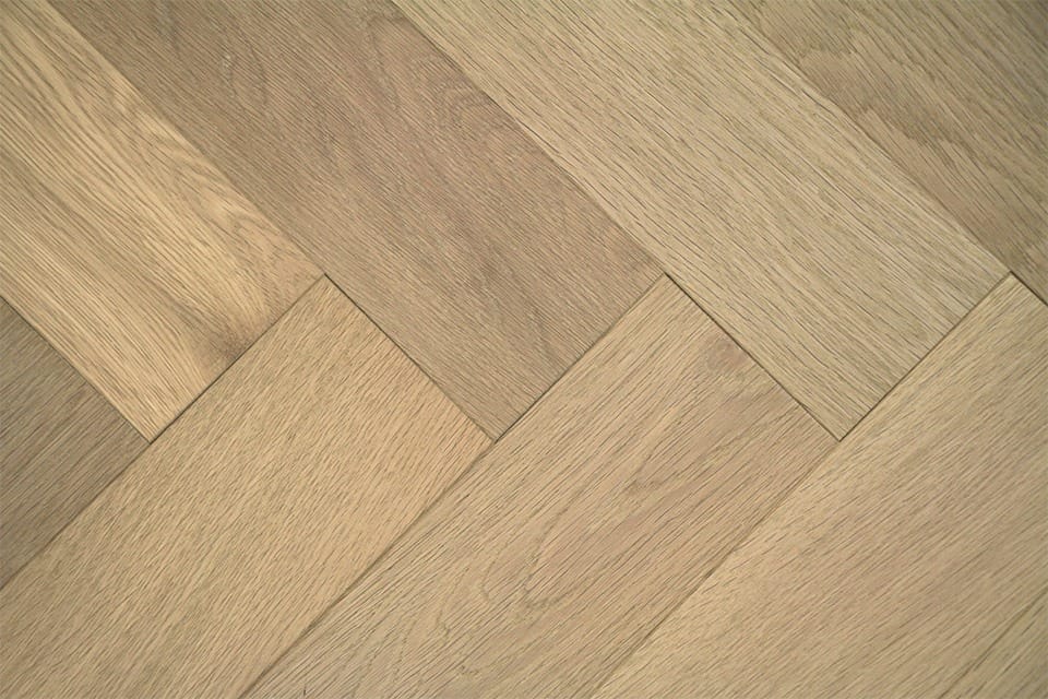 Essenza Prime Engineered Flooring Oak Herringbone Ribolla Brushed